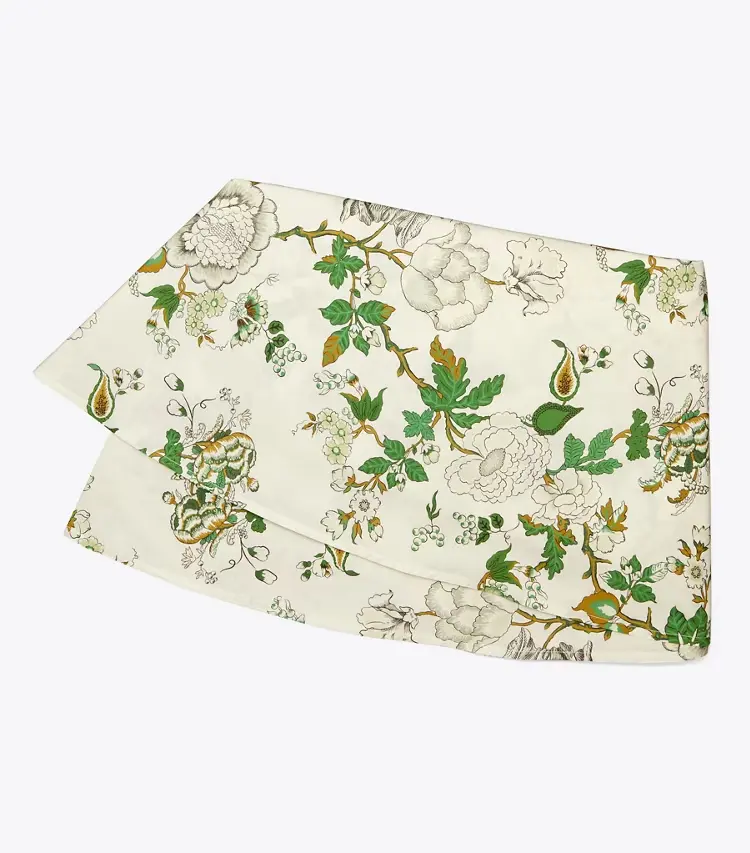 Happy Times Bouquet Round Tablecloth, 108"