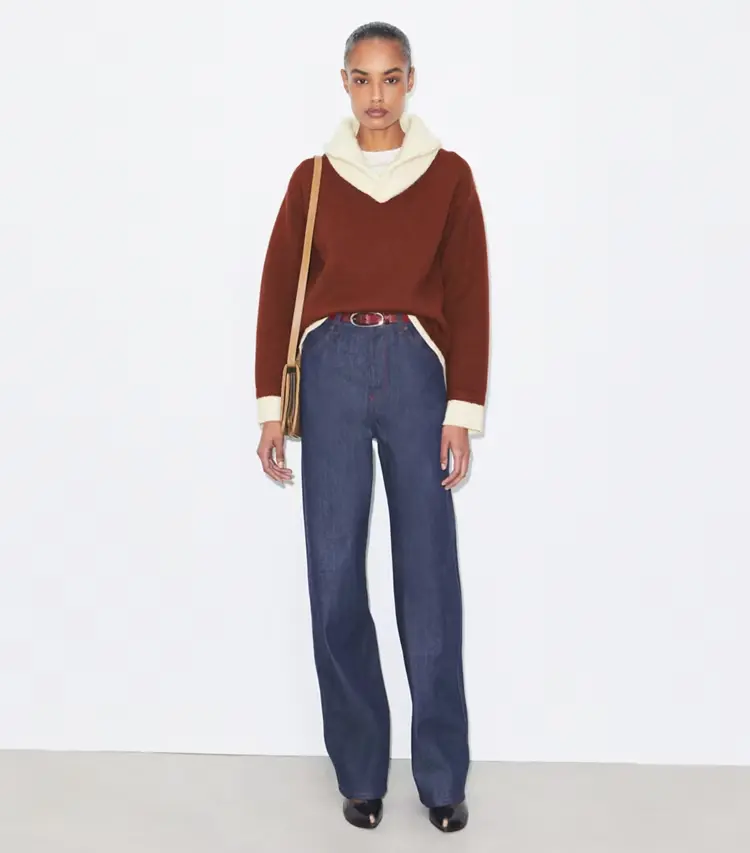 Contrast Collar Wool Sweater - Image 3