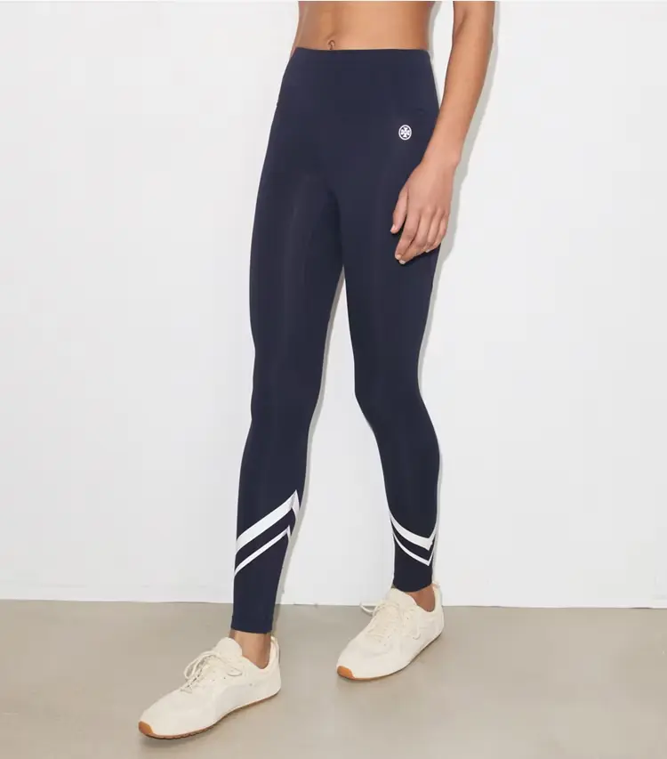 Weightless Chevron Legging - Image 4