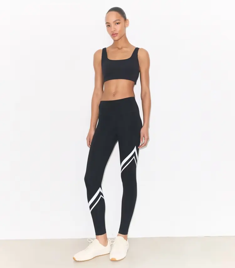 Sculpt Compression Diagonal Chevron Legging - Image 2