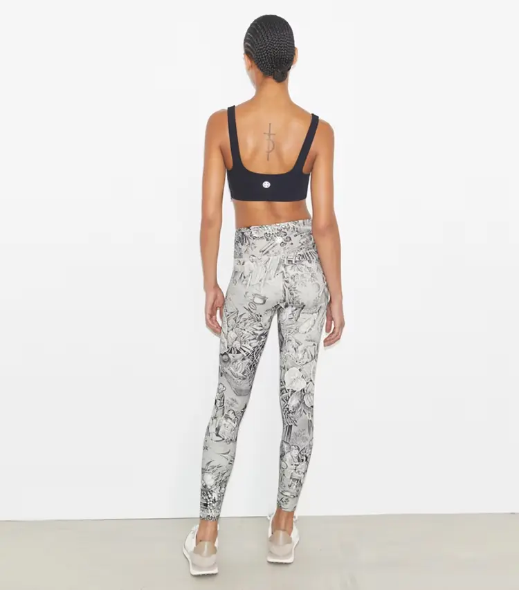 Weightless Printed 7/8 Legging - Image 3