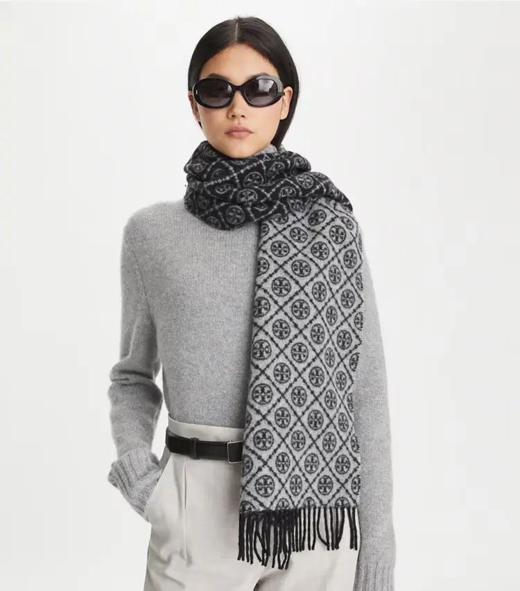 T Monogram Oblong Scarf - Image 4