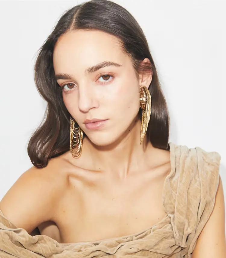 Runway Chain Earrings - Image 3