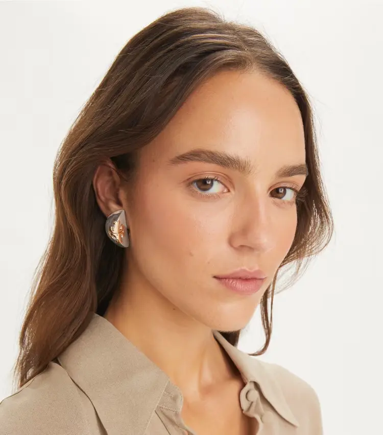 Essential Earring - Image 3