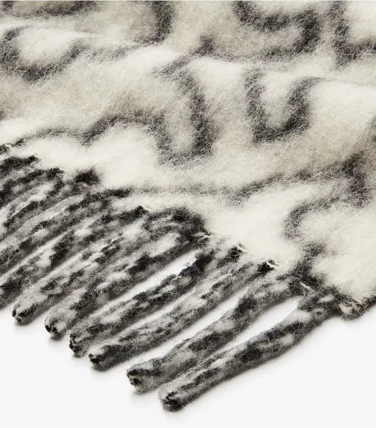 Puzzle Logo Scarf - Image 2